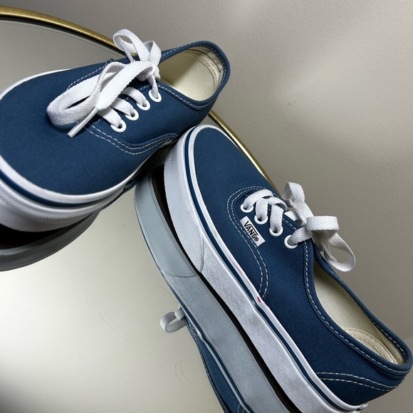Vans Classic Navy Canvas Shoes - Picture 5 of 7